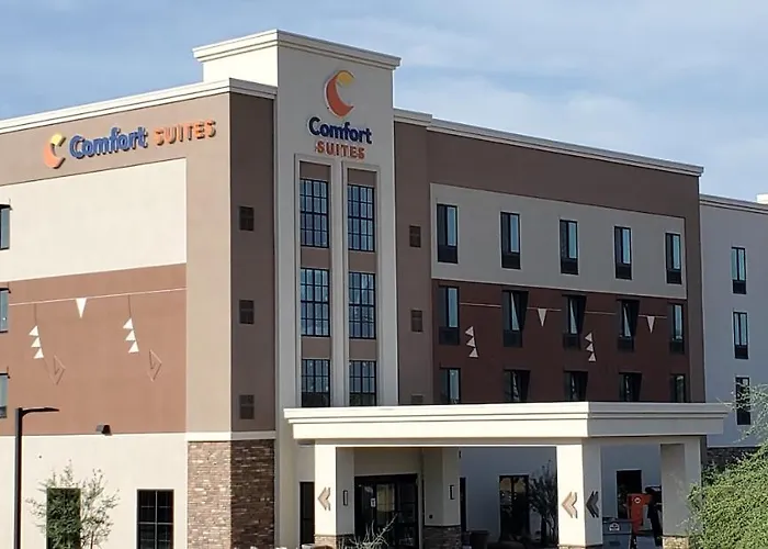 Hotel Comfort Talking Stick Entertainment District