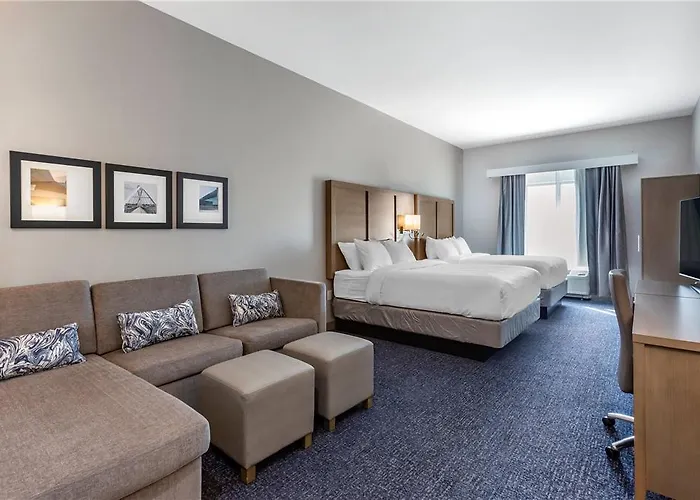 Hotel Comfort Talking Stick Entertainment District